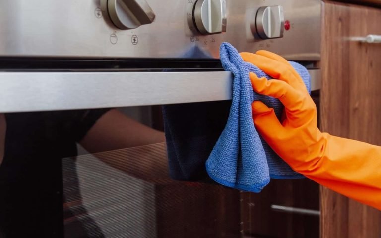 High-quality oven cleaning services for spotless results - Classic Comfort Cleaners.